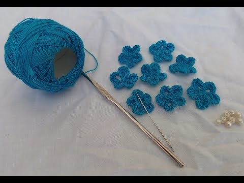 Mini crochet flower