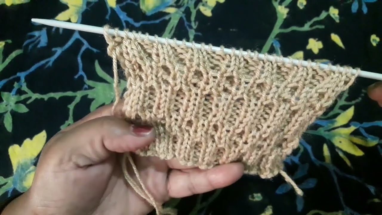 Four needles knit pattern design