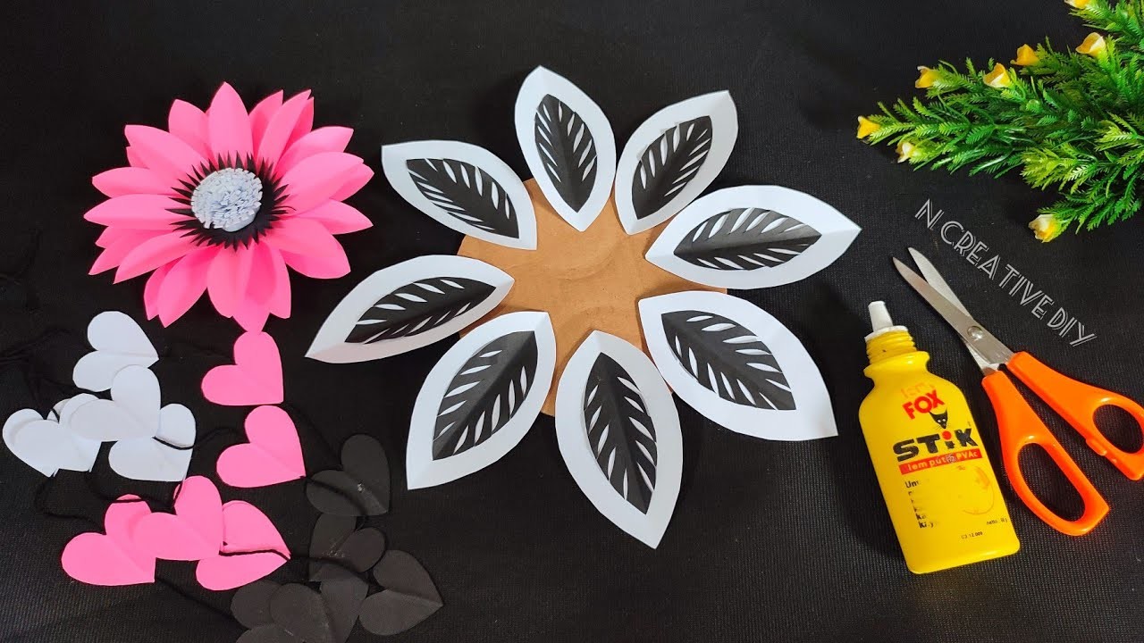 Easy paper flower wall hanging | Diy Paper craft for home decor | Easy and quick paper wall hanging