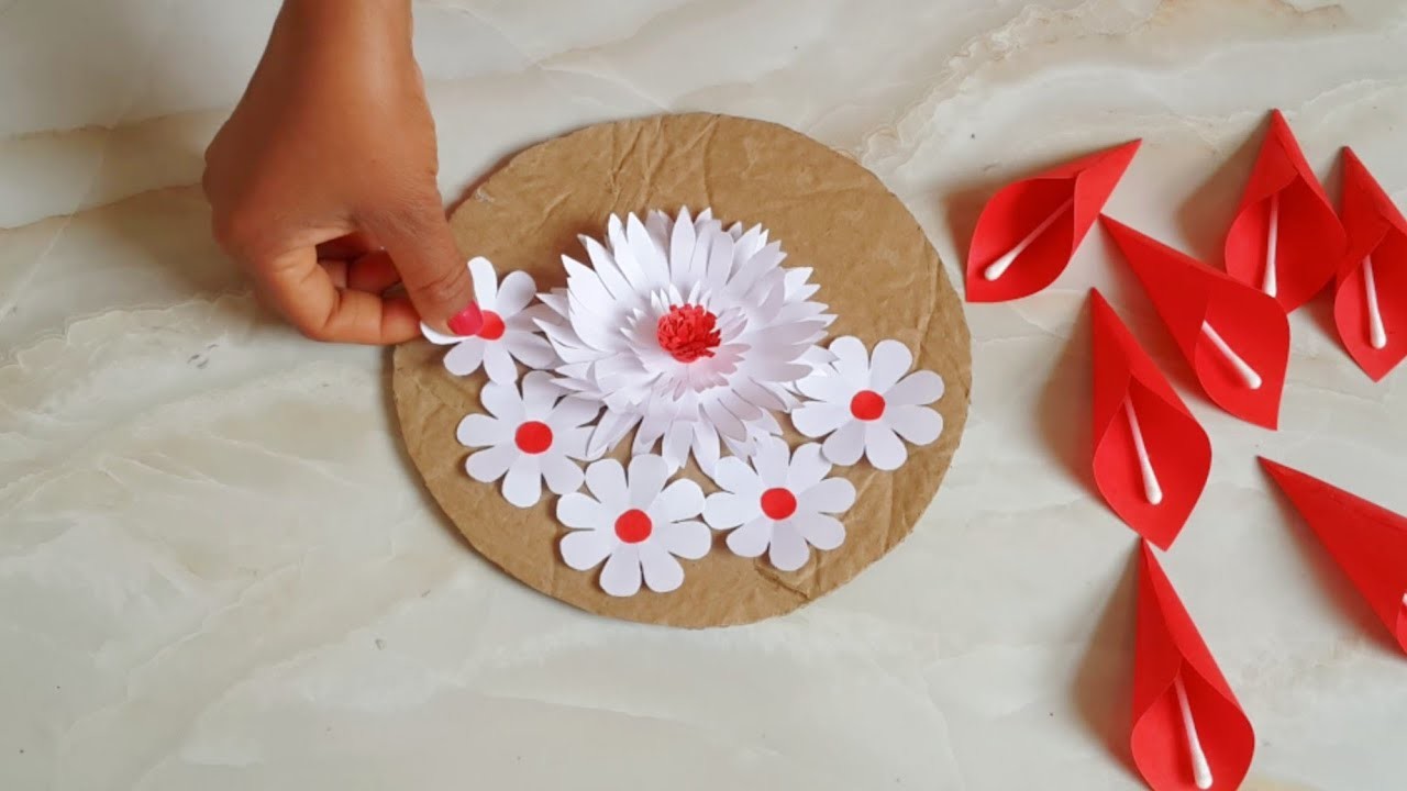 2 easy paper flower wall hanging. Easy wall decoration ideas. Paper craft. Diy. Home decoration.