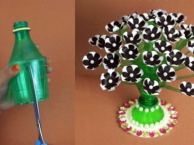 Beautiful DIY Paper flowers with Empty Plastic bottles| Flower Guldasta Home Decor ideas