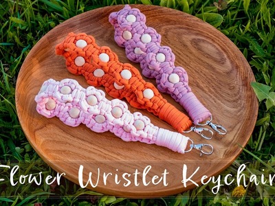 DIY Flower Wristlet Keychain | Easy to make!