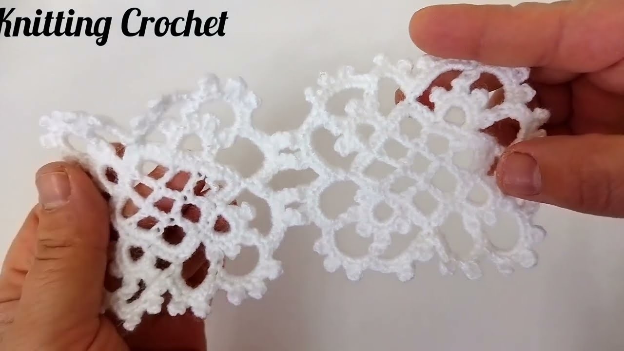 Easy lace knitting pattern for Beginners. #easylaceknitting