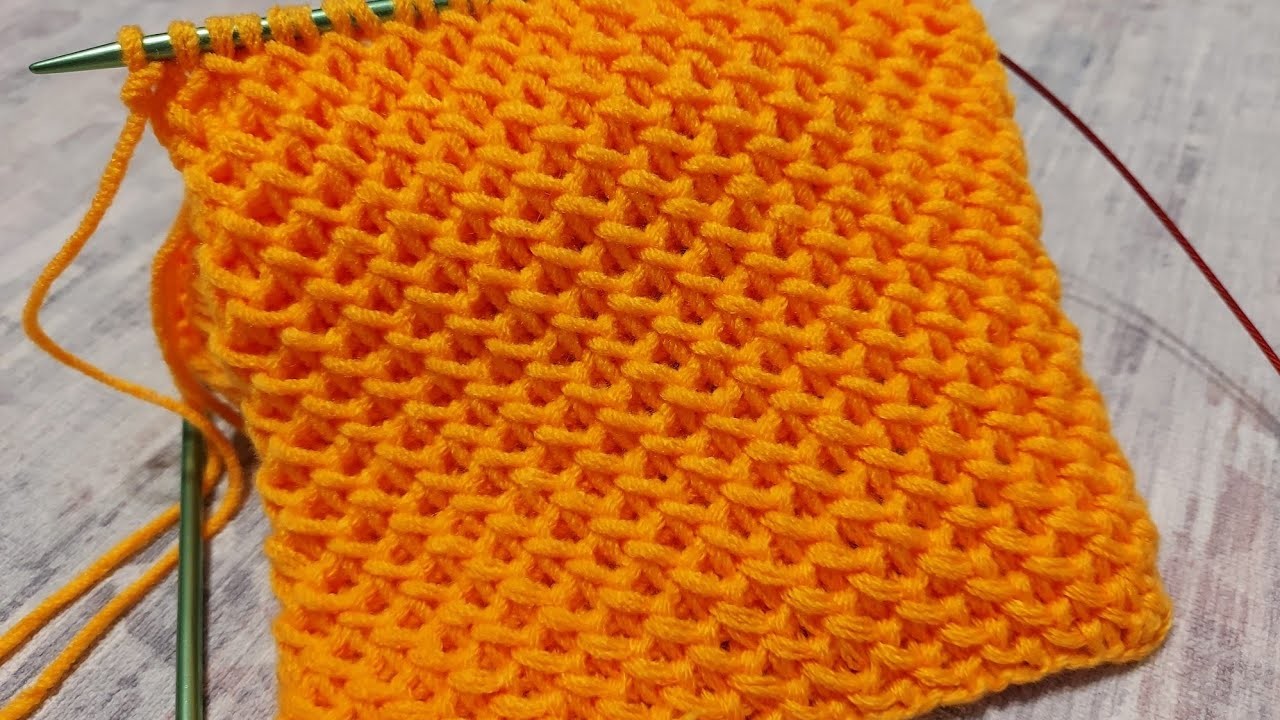 Easy Diagonal Knitting Pattern | 2 loops 4 rows up