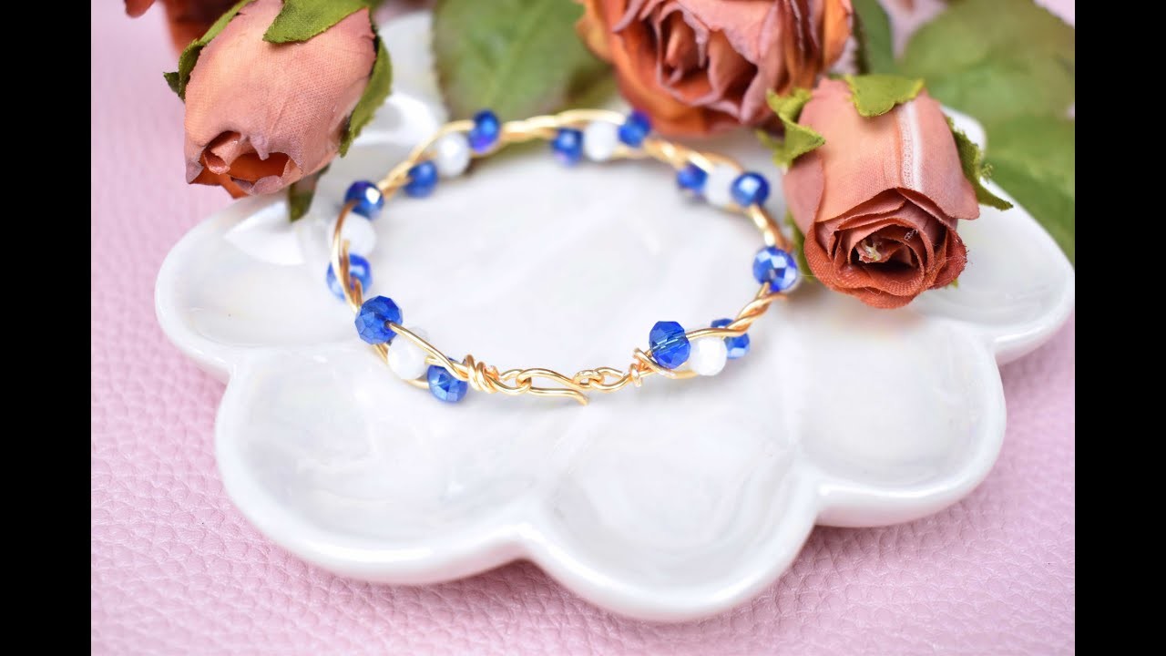 Beebeecraft DIY Blue and White Crystal Winding Bracelet