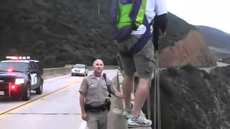 Base jumper escapes cops