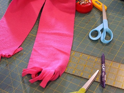 How to Make a Fleece Fringe Scarf - Jellyfish applique for Kids