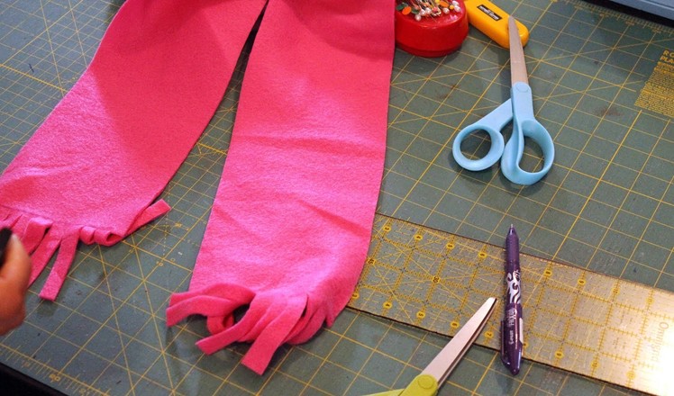 How to Make a Fleece Fringe Scarf - Jellyfish applique for Kids
