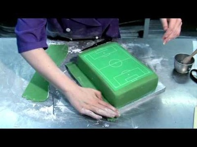 How to make a football pitch cake
