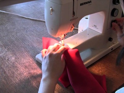 How to Sew the Honeycrisp Mittens
