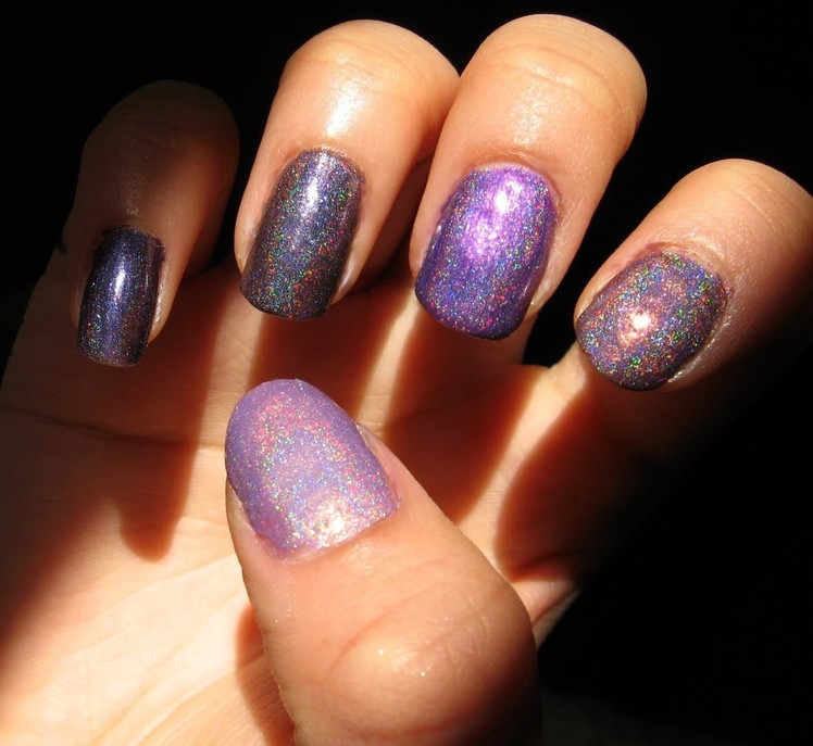 D.I.Y: How to Make Your Own Holographic Nail Polish