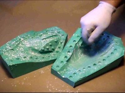 EASY! TWO PIECE MOLD - Silicone & Resin casting