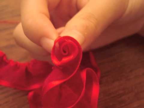 Tutorial: Ruffled Ribbon Flower Choker