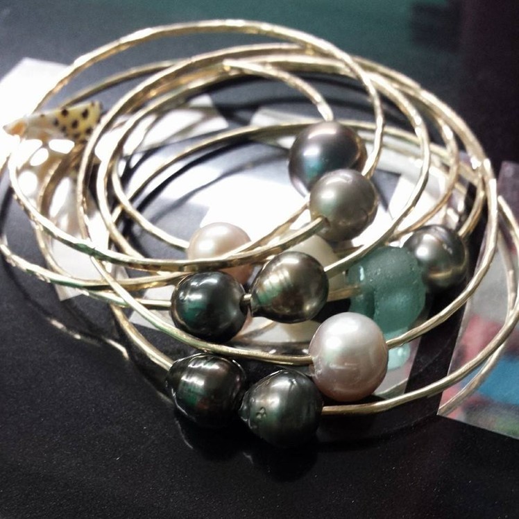 How To Make A Bangle Bracelet with Tahitian Pearls