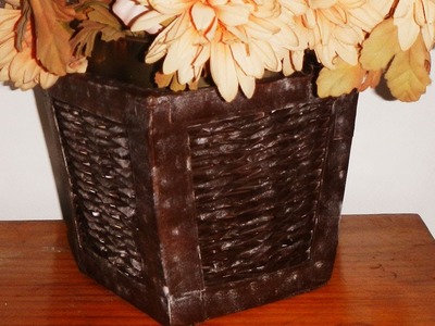 How to make a rustic basket from newspaper