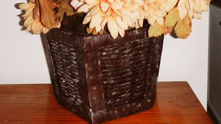 How to make a rustic basket from newspaper
