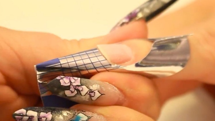 Apply nail forms: Square, Stiletto and edge shaped nails Tutorial Video by Naio Nails