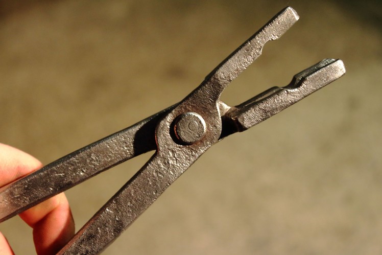 Blacksmithing  Forging tongs Step By Step How to by n.b