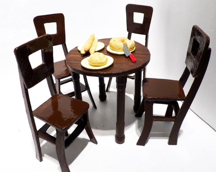 How to Make: Dollhouse Table & Chairs