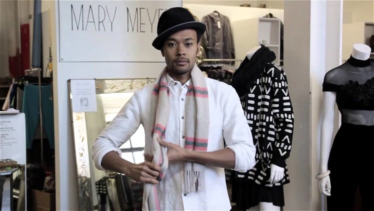 How to Tie a Thick Scarf : Scarves, Bow Ties & More