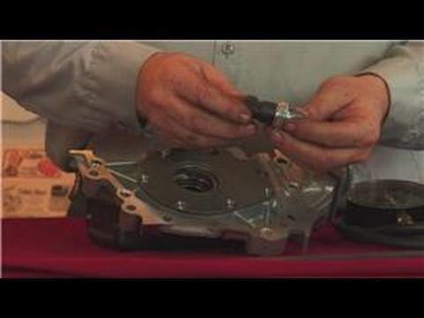 Auto Repair & Maintenance : How to Check if an Oil Pump Is Bad