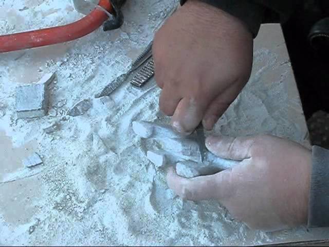 How to carve soapstone with Dave Zachary (polar bear)