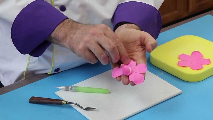 How to Make a Wireless Gumpaste Rose