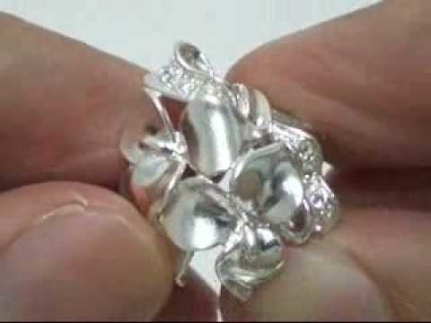 Pretty Solid Flower Cubic Zirconia Sterling Silver Ring