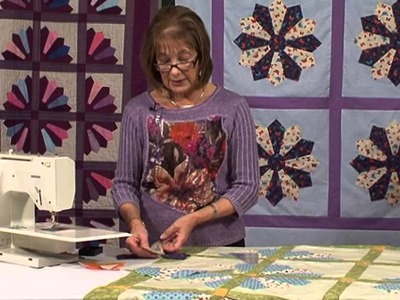 Grandmothers Fan patchwork block with Valerie Nesbitt