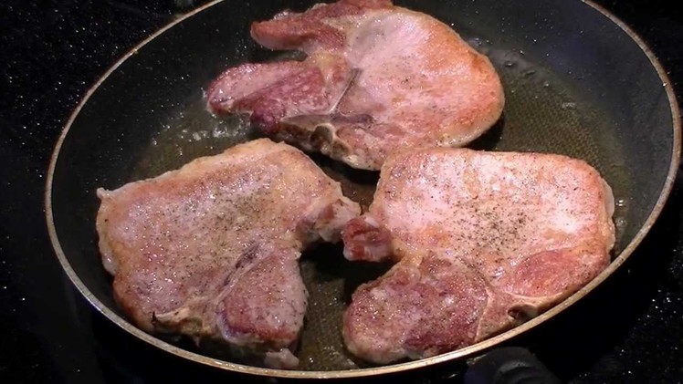 How to cook Fried Pork Chops  recipe - Yummy!