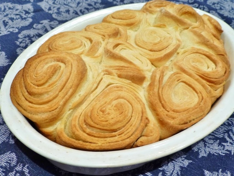 How to make Serbian Rose Pull Apart Bread from Loretta's Kitchen