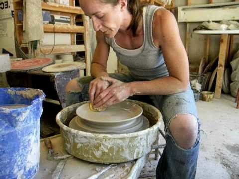 How to throw a dinner plate on the potter's wheel.