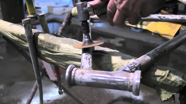 Locked In: How to Paint. Restore Your Bike Frame Part 1