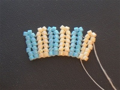 Tutorial perline (Herringbone): fascia con perlina esterna laterale 2.2 | Tutorial Perline