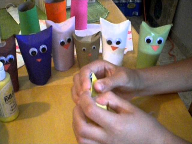 How to Make Owl Puppets Out of Toilet Paper Rolls