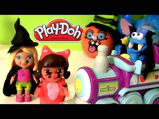 Play Doh Dora the Explorer Cookie Monster Riding Train to Sesame Street Playdough Review
