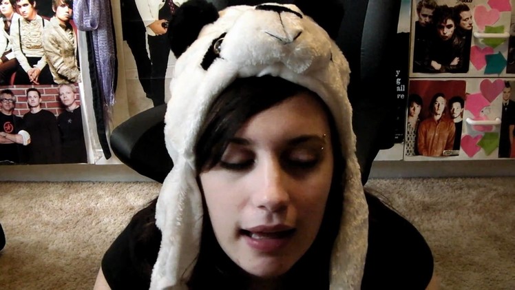 Vlog 25 - Riot "Panda beanie!"