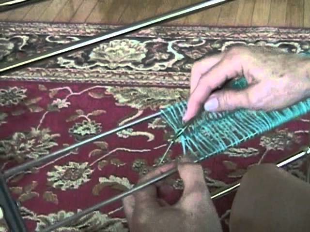 Hands Free Hairpin Lace Tool.wmv