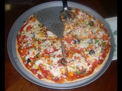 Homemade Pizza (Start to finish recipe-including pizza dough, sauce and toppings. )