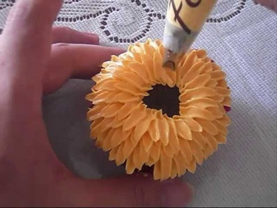 How to pipe a buttercream chrysanthemum flower