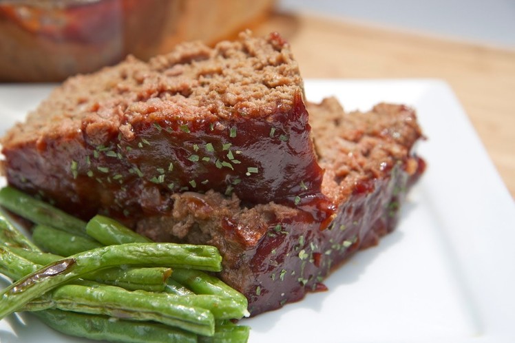 Man-Pleasing Meatloaf Recipe- Easy, Moist and Flavorful
