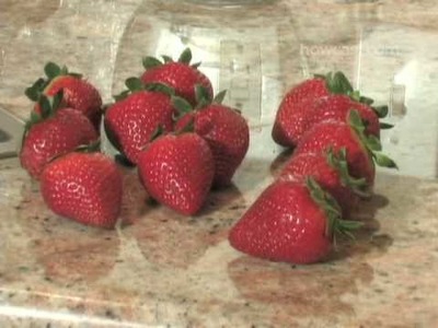 How to Make Chocolate-Covered Strawberries