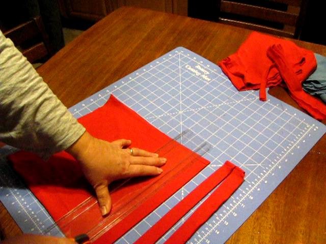 Making and Sewing T-Shirt Yarn rag rugs