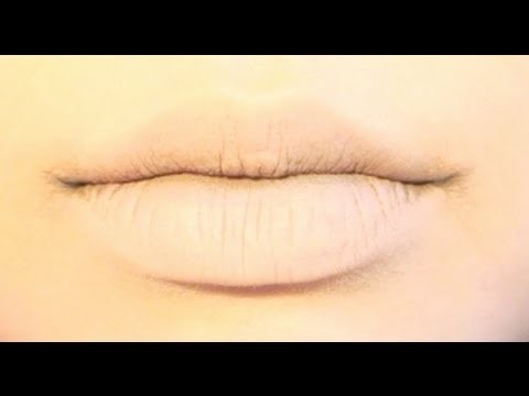 Tutorial : Anime Lips Makeup 1