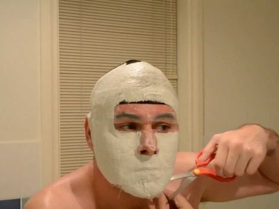 Video 1.7 BTS Filmmaker Chris Wells Making the Mask for Bloody Legends - Create A Plaster Cast