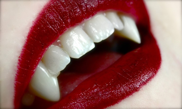 How to Apply: Vampire Fangs