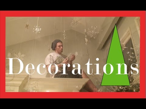 How to Hang SNOWFLAKES - Cool Illusion - Christmas Decorations and Christmas Decorating Ideas