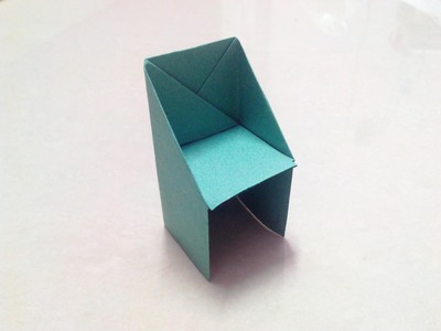How to make an origami chair step by step.