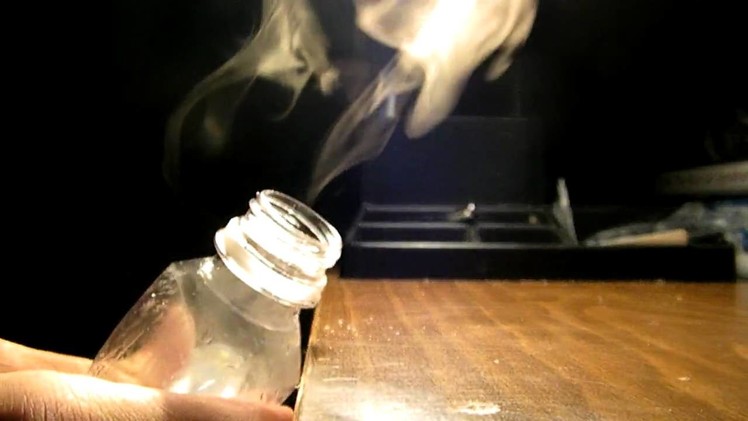 How to make fog from a water bottle
