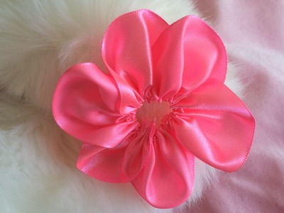DIY: How to make six petal Kanzashi ribbon flower